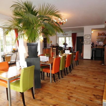 Erg Leuk Hotel Lunchroom Bed And Breakfast Velp  Extérieur photo