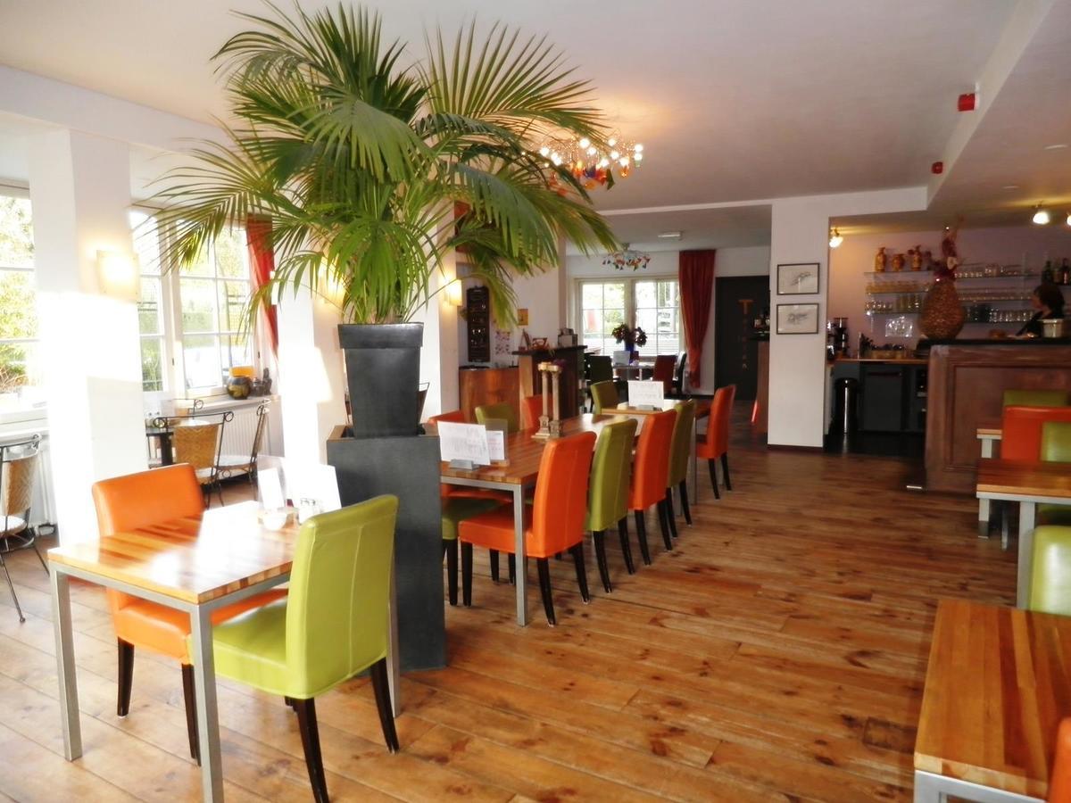 Erg Leuk Hotel Lunchroom Bed And Breakfast Velp  Extérieur photo